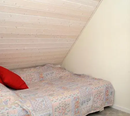 Four-bedroom Holiday In 1 * ريب